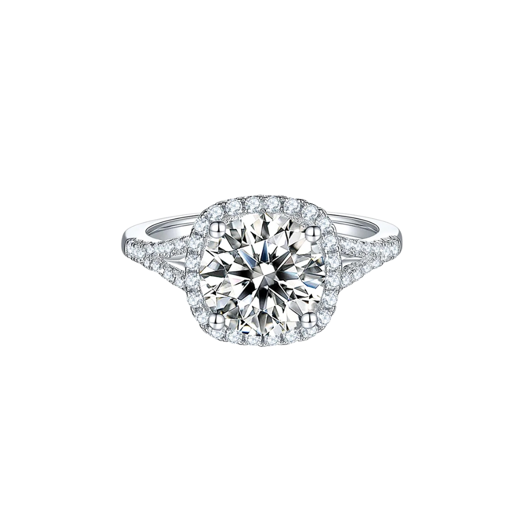 Female moissanite deals